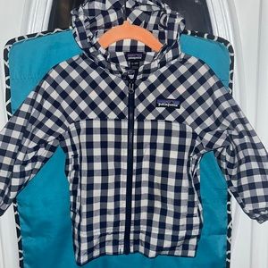 Boys Patagonia light weight jacket.